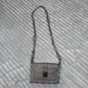 Faux‎ Leather gray crossbody bag with a crocodile-textured flap W Metal Clasp